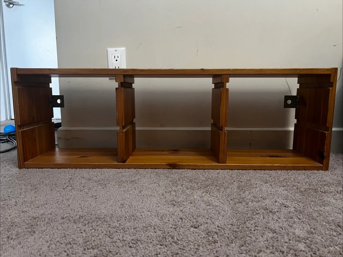 Storage unit with bins (mountable) image indicator(2)