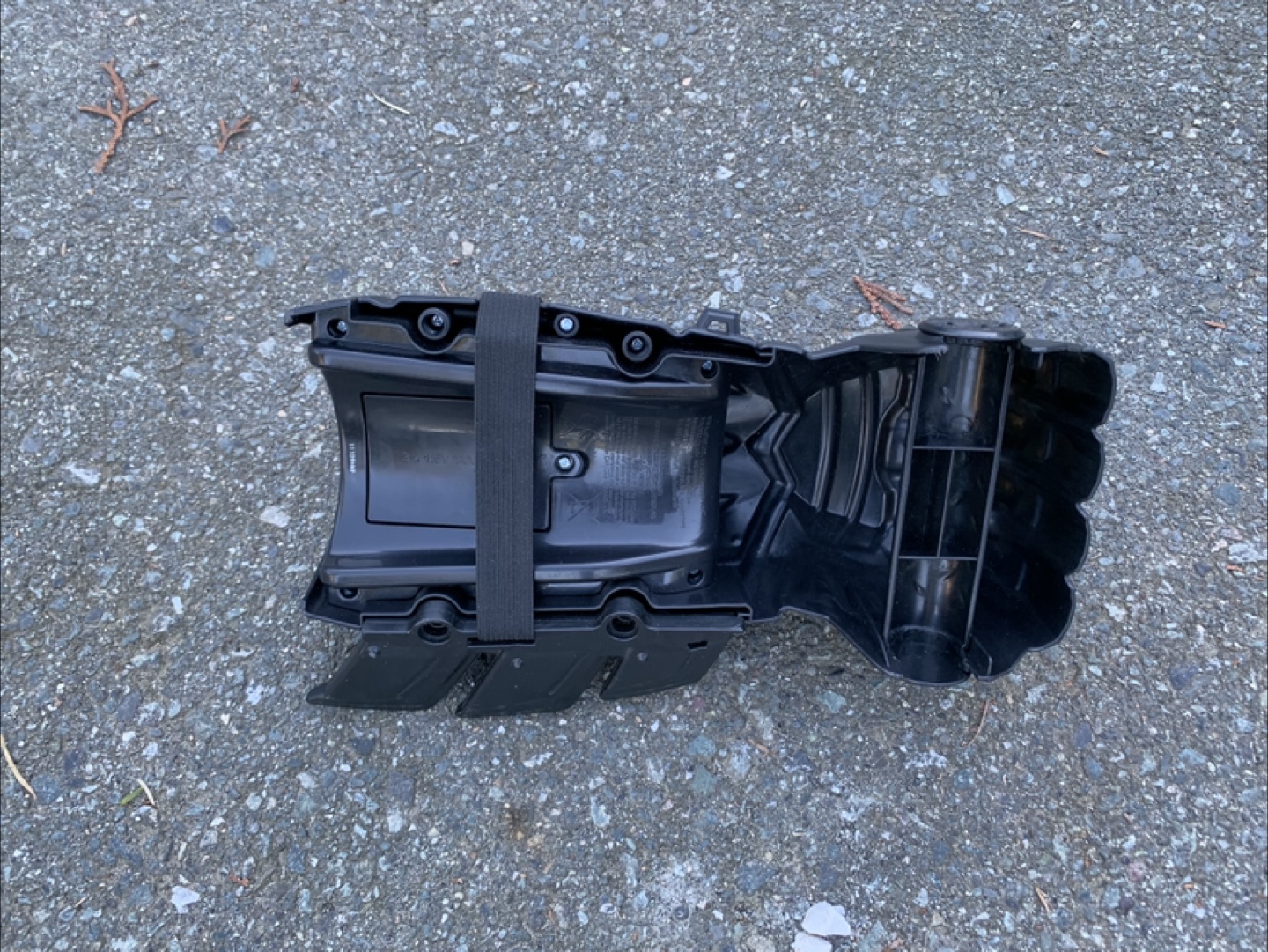 Batman Gauntlet & Batwing Vehicle Toy