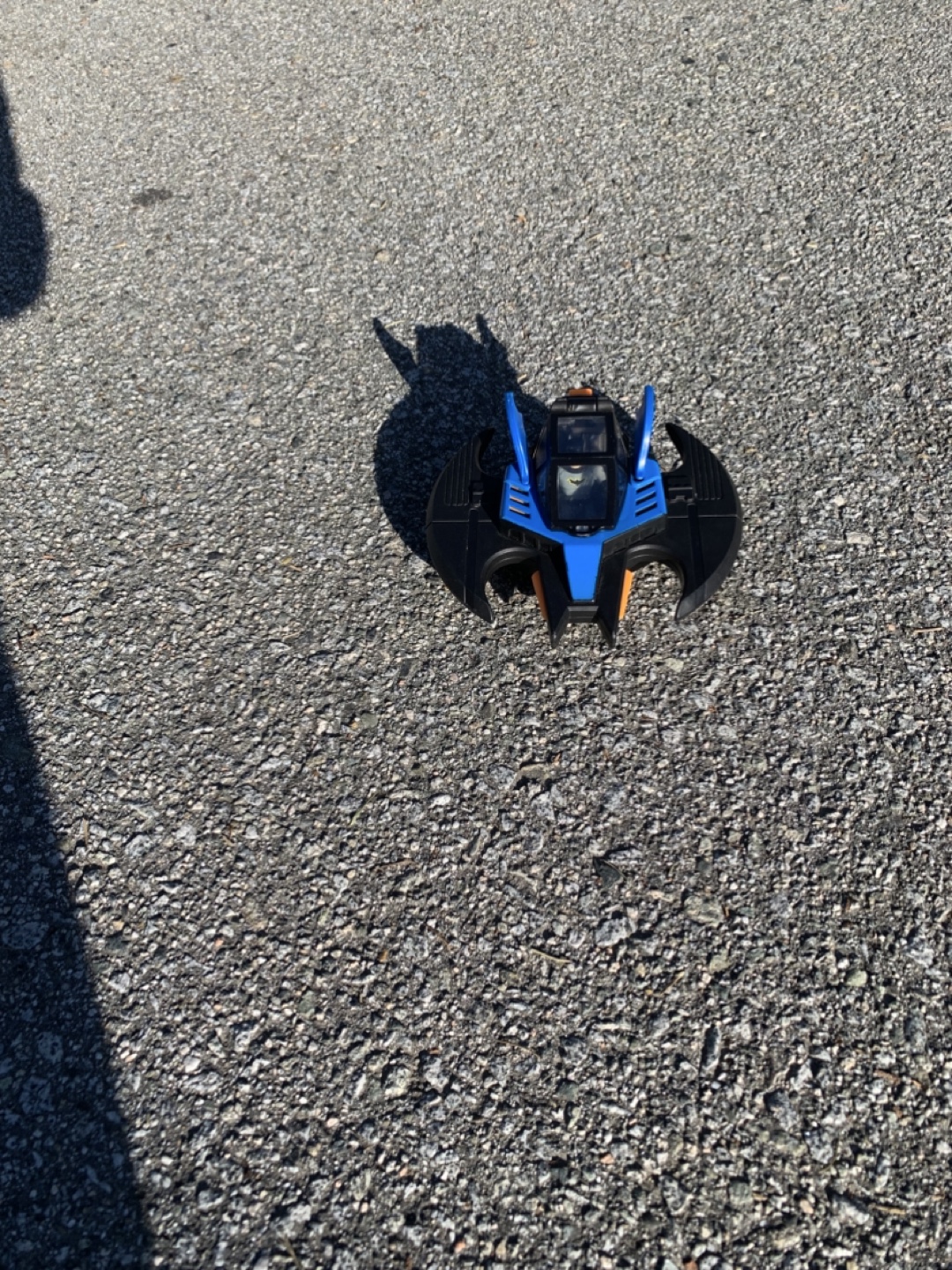 Batman Gauntlet & Batwing Vehicle Toy - photo 5