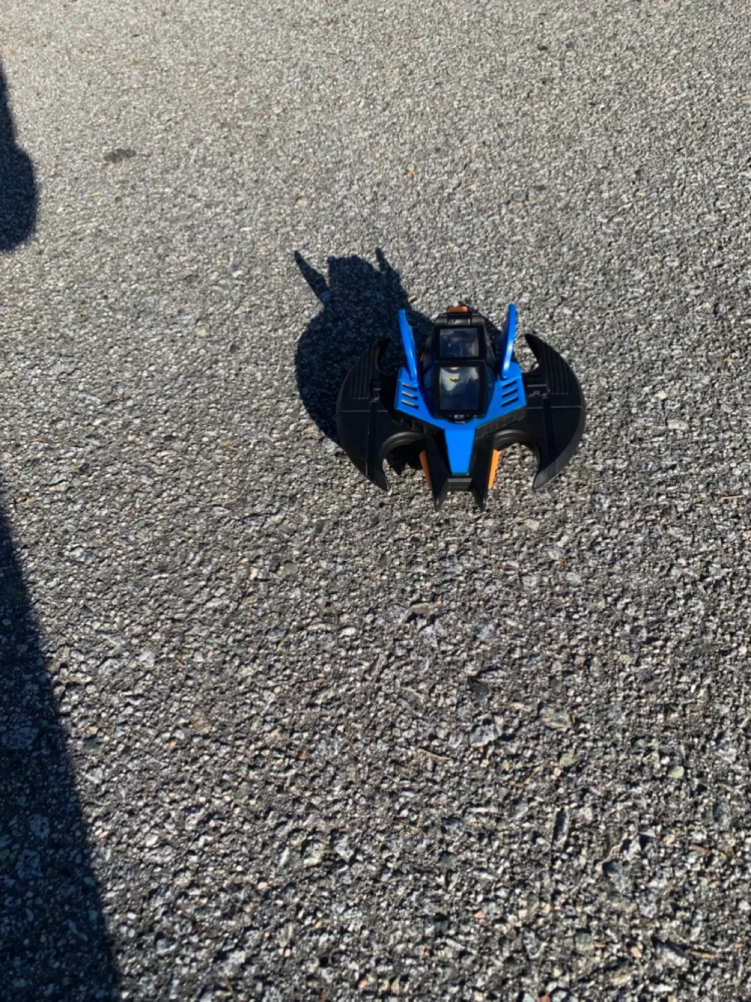 Batman Gauntlet & Batwing Vehicle Toy image indicator(5)