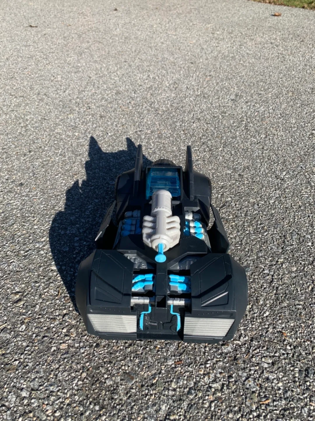 Batman Gauntlet & Batwing Vehicle Toy image indicator(10)