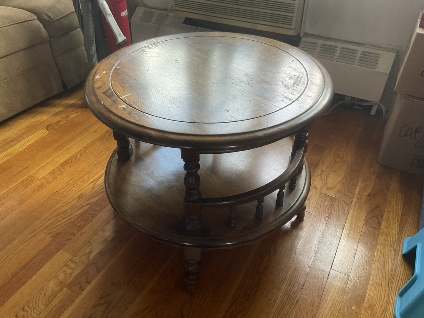 Soild Wood Round Coffee Table
