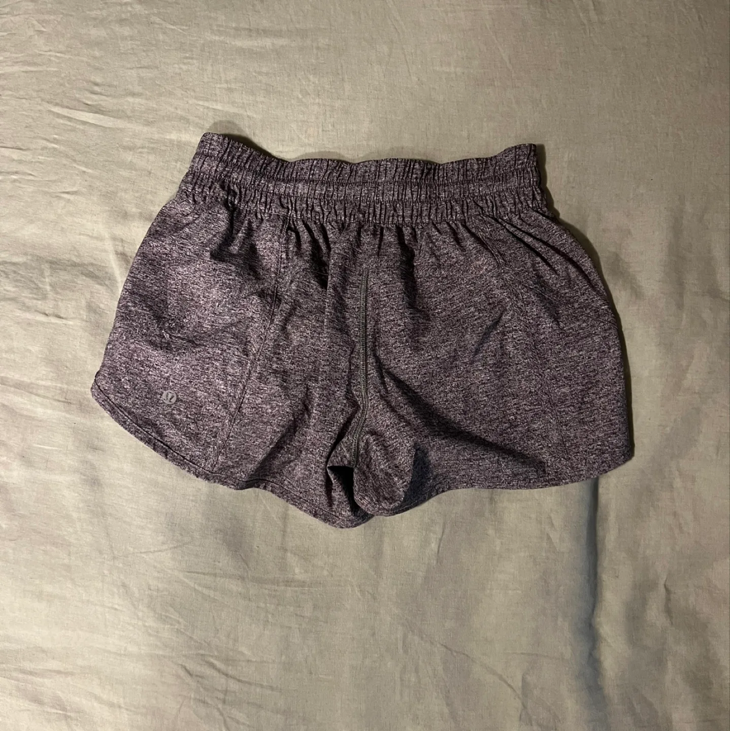 Lululemon Tracker Short V *4"' - size 8 image indicator(5)