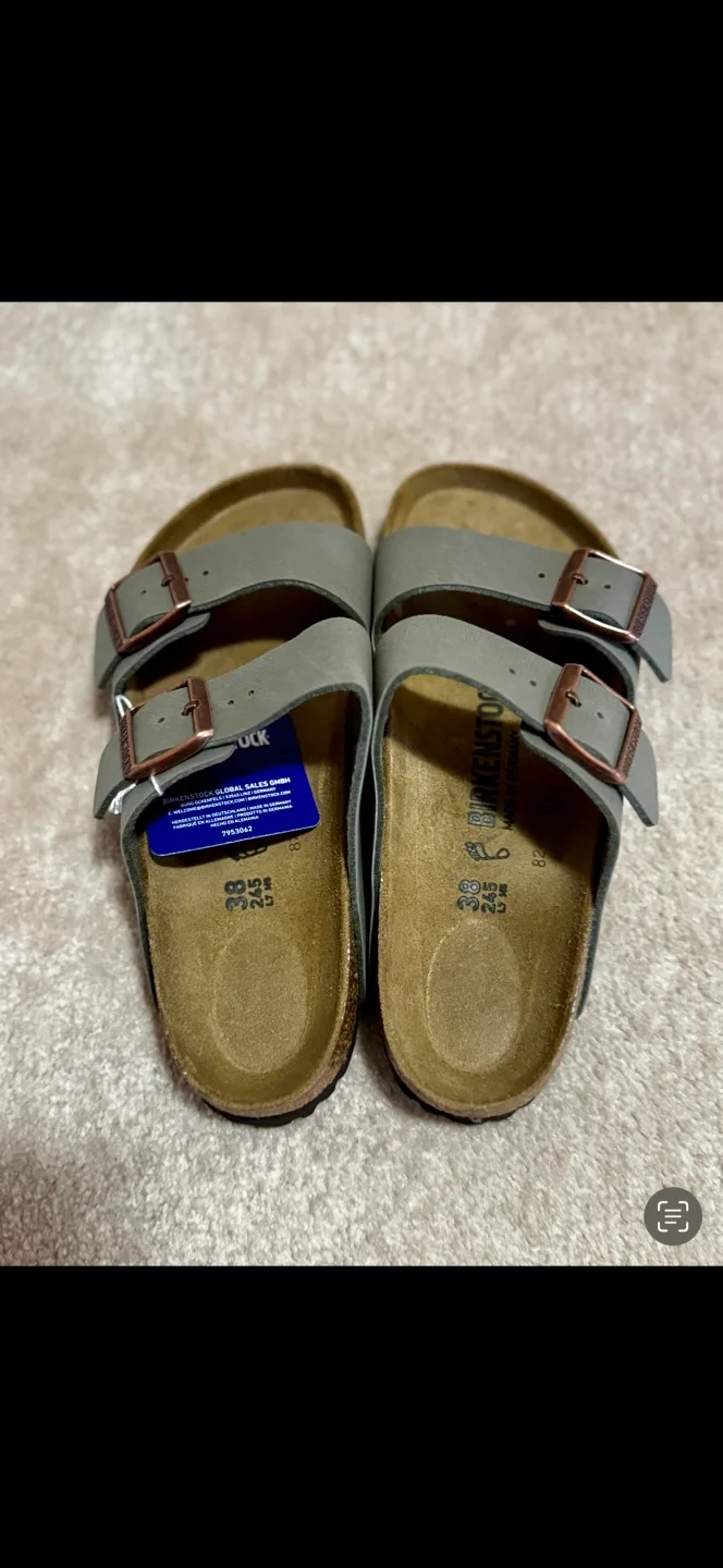 Birkenstock Arizona BS Stone Sandals - Size 7 (US) image indicator(5)