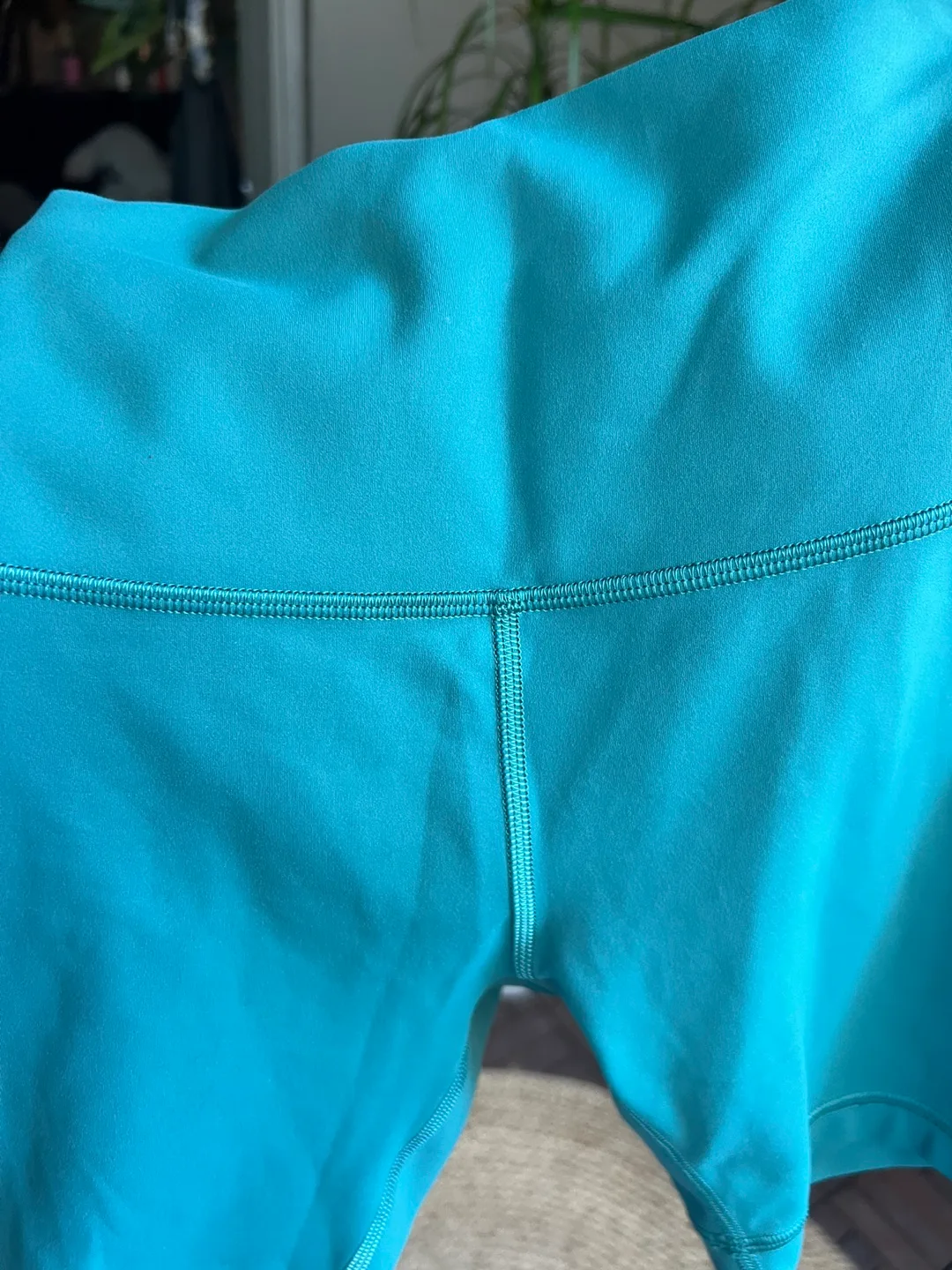 Lululemon Wunder Train High-Rise Short 6" - size 2 image indicator(8)