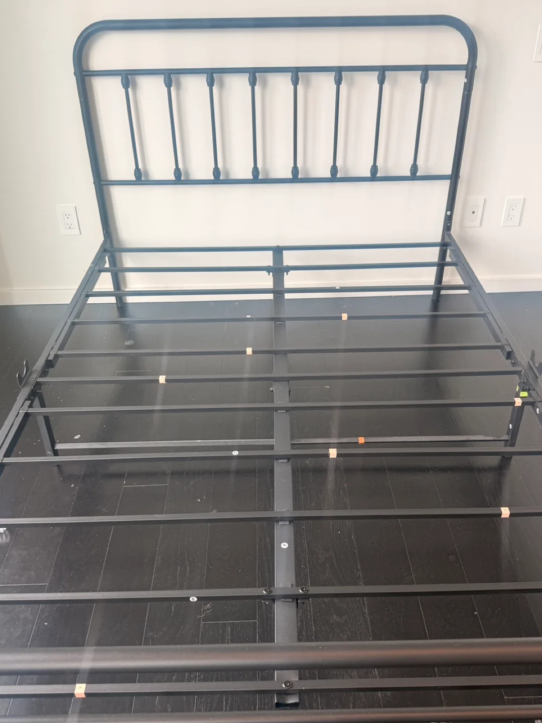 IKEA Black Metal Bed Frame double size image indicator(3)