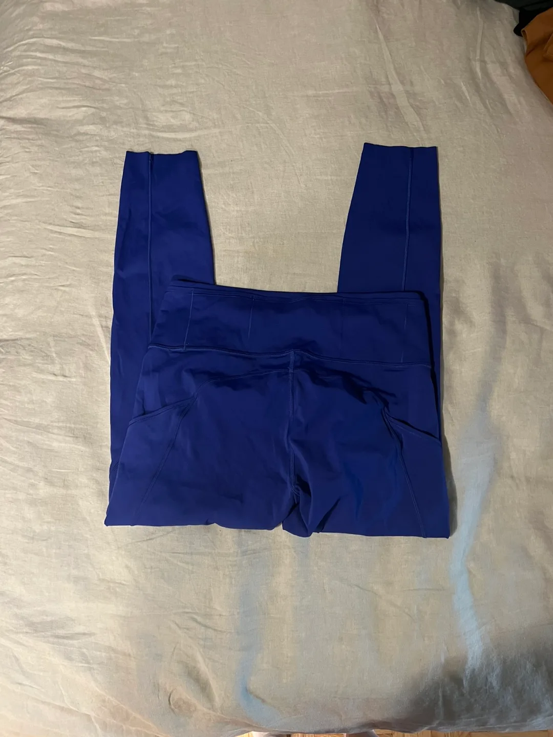 Lululemon Fast and Free High-Rise Tight 25" - size 8 image indicator(7)