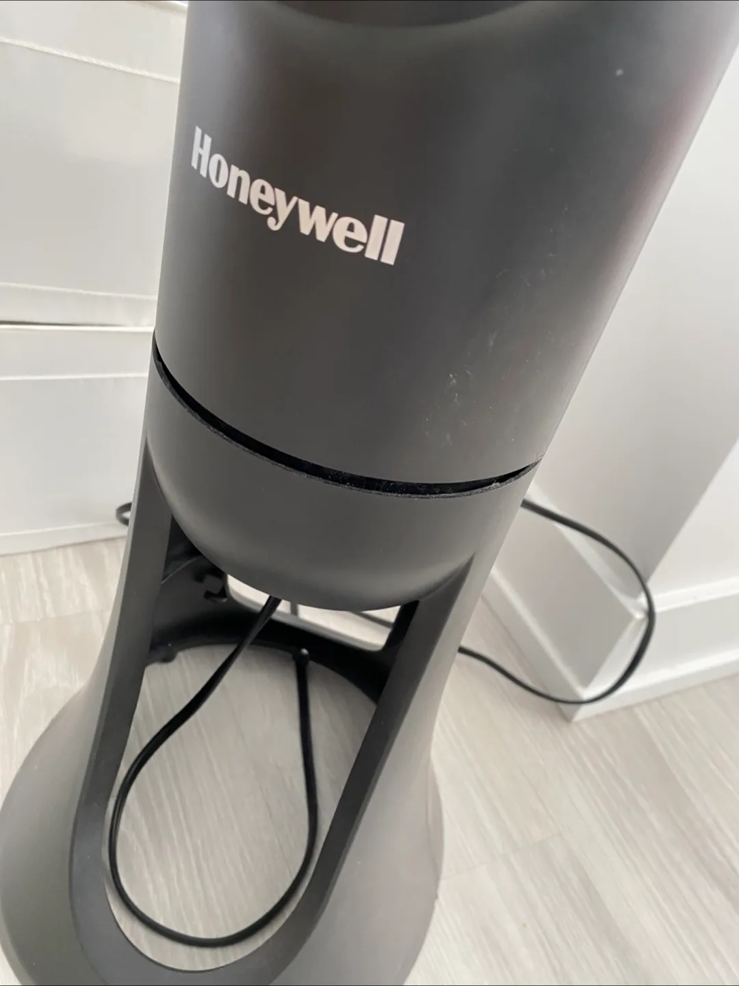 Honeywell Tower Fan image indicator(2)