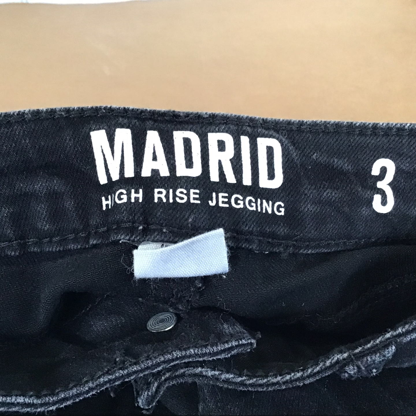 Woman’s skinny jeans