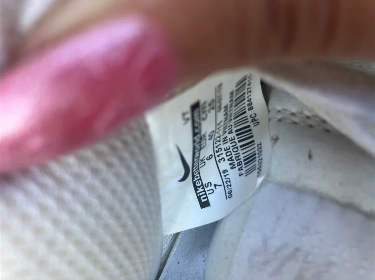 Unique custom decorated Nike Air image indicator(4)