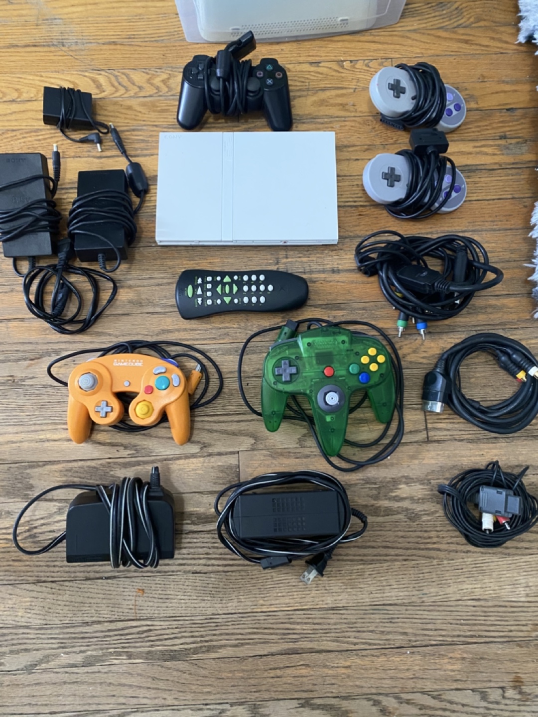 Nintendo Wii, GameCube, Family Computer, Games & Accessories