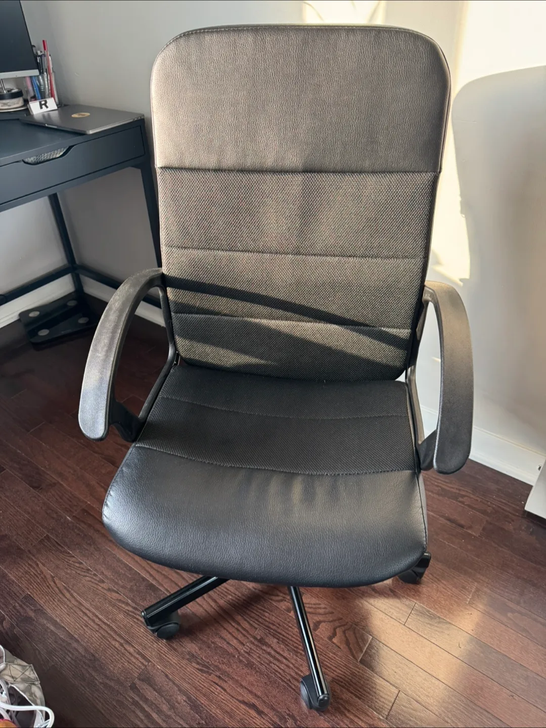 IKEA Office Chair - Black thumbnail