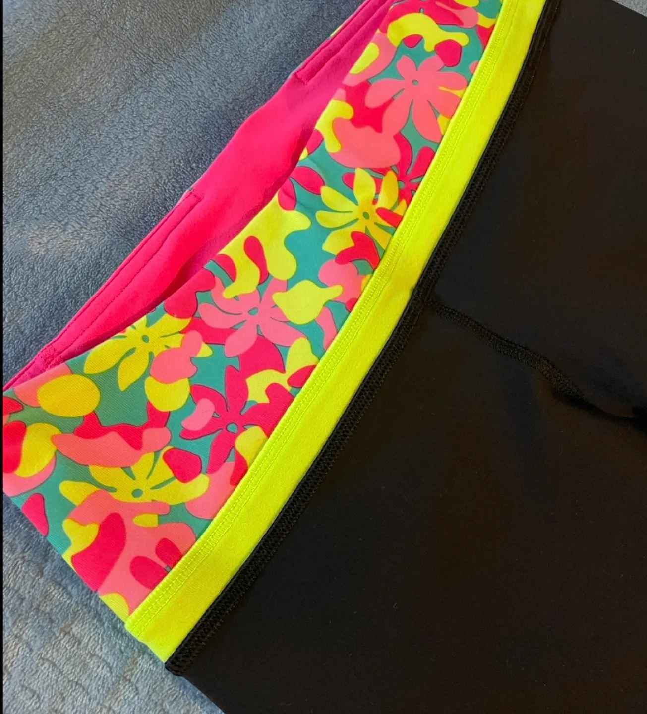 New Girl’s Ivivva (Lululemon) Flare Legging image indicator(3)