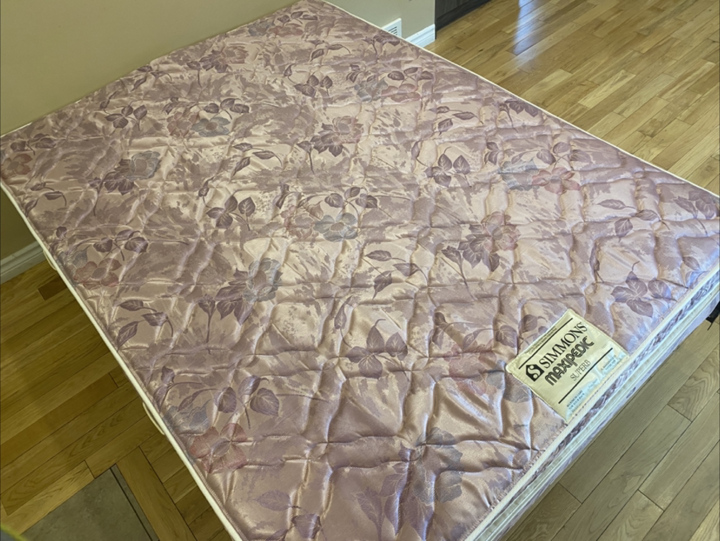 Queen Size Bed Set All Included (CAN DELIVER - photo 3