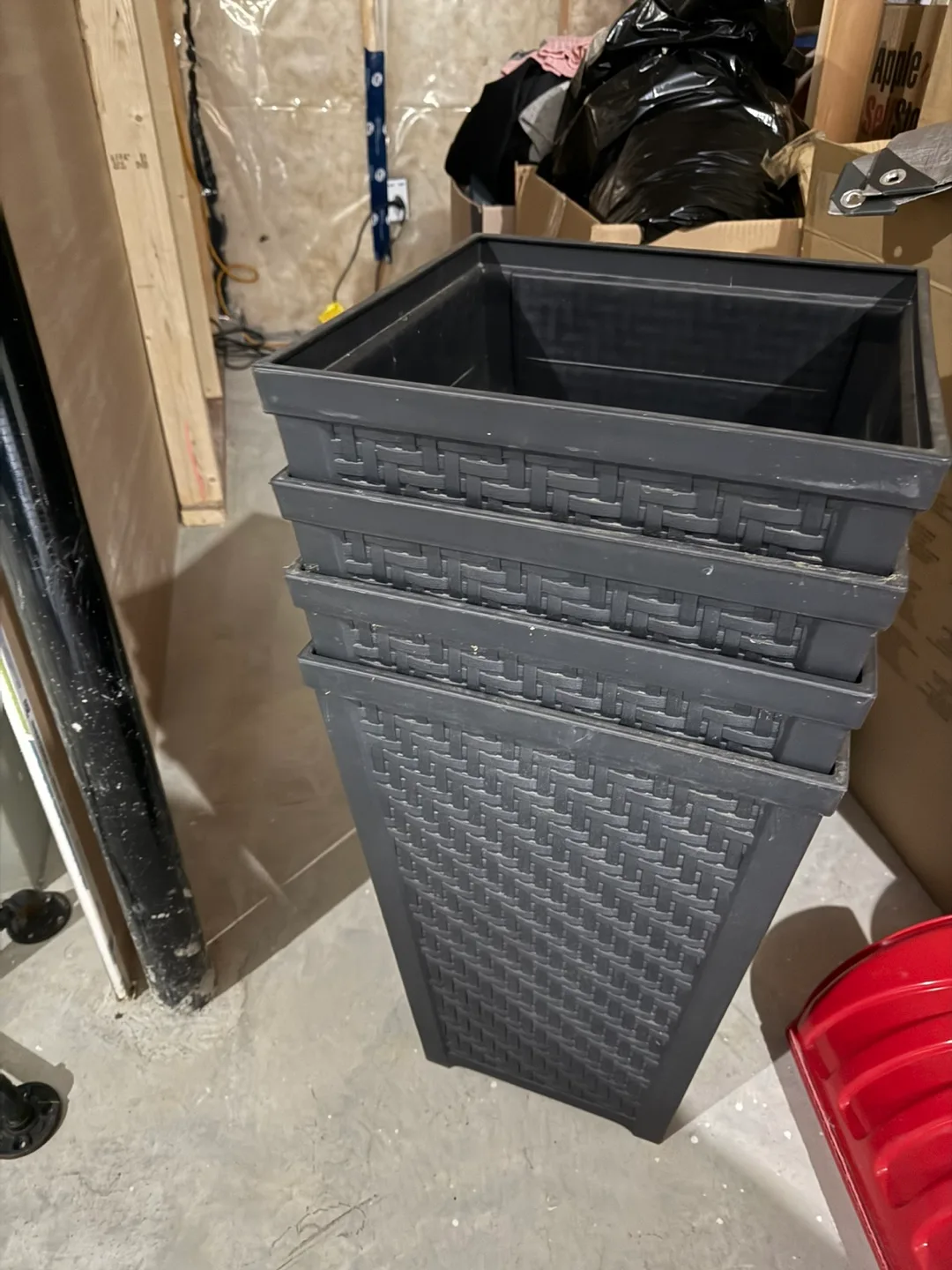 Set of 4 wicker planters thumbnail