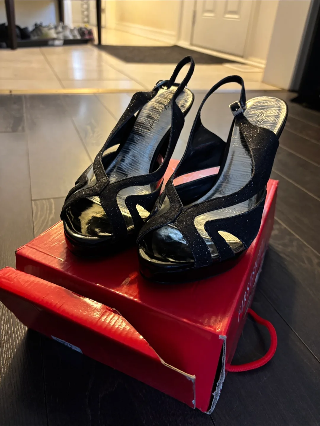 Black Heels - Size 8 image indicator(2)