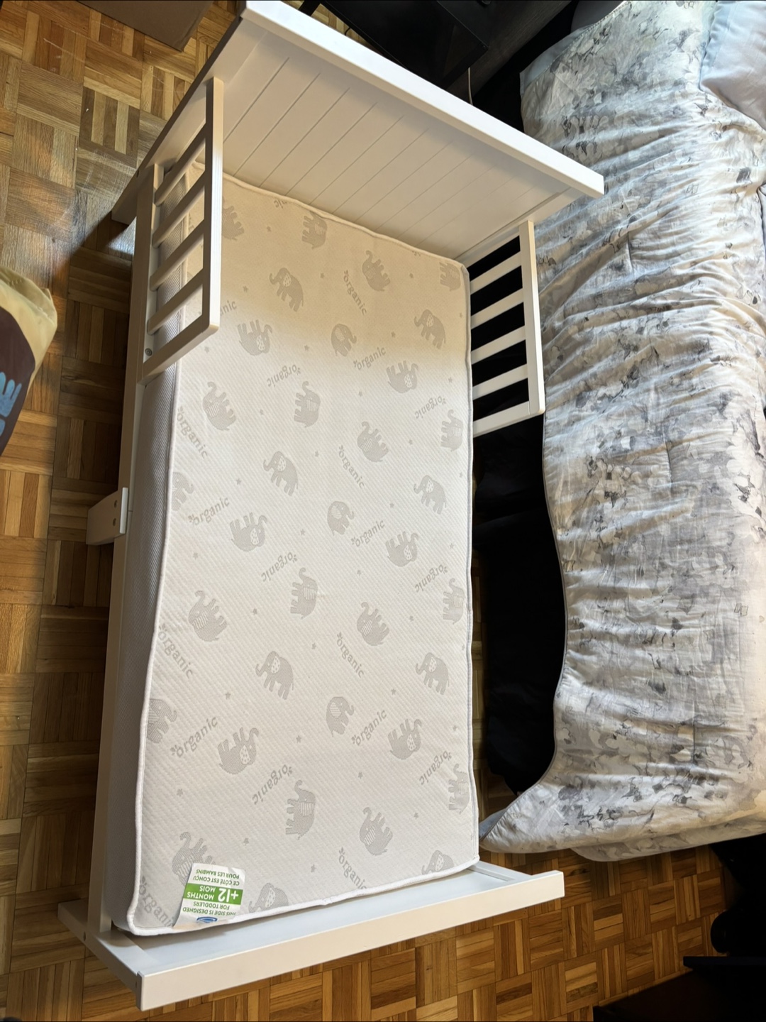 White Toddler Bed with Organic Mattress - photo 2