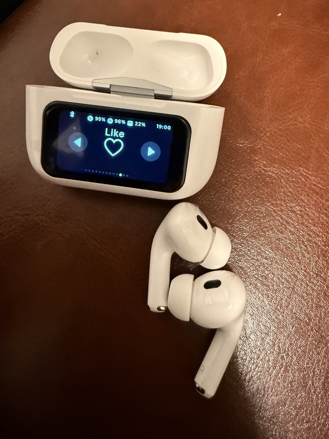 Apple AirPods Pro 3 Gen with display case check description - photo 2