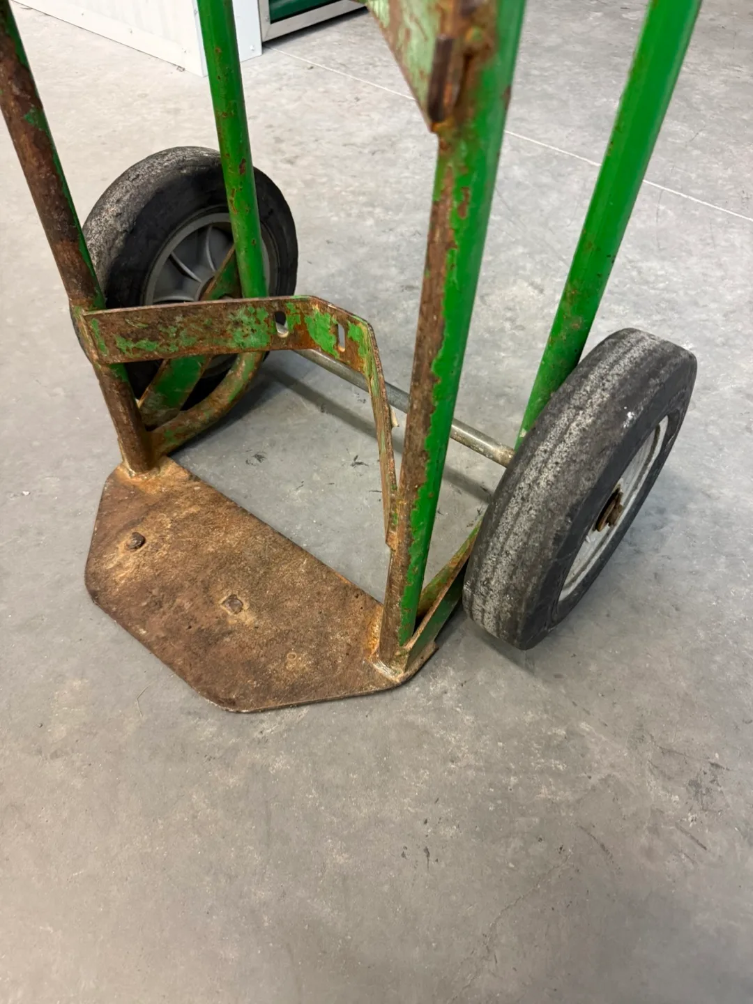 Used Green Hand Truck/Dolly image indicator(8)