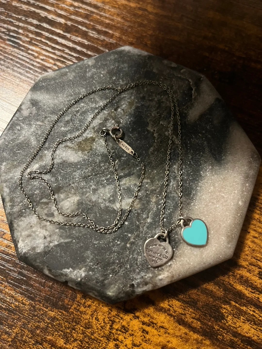 Tiffany & Co. Double Heart Pendant Necklace image indicator(3)