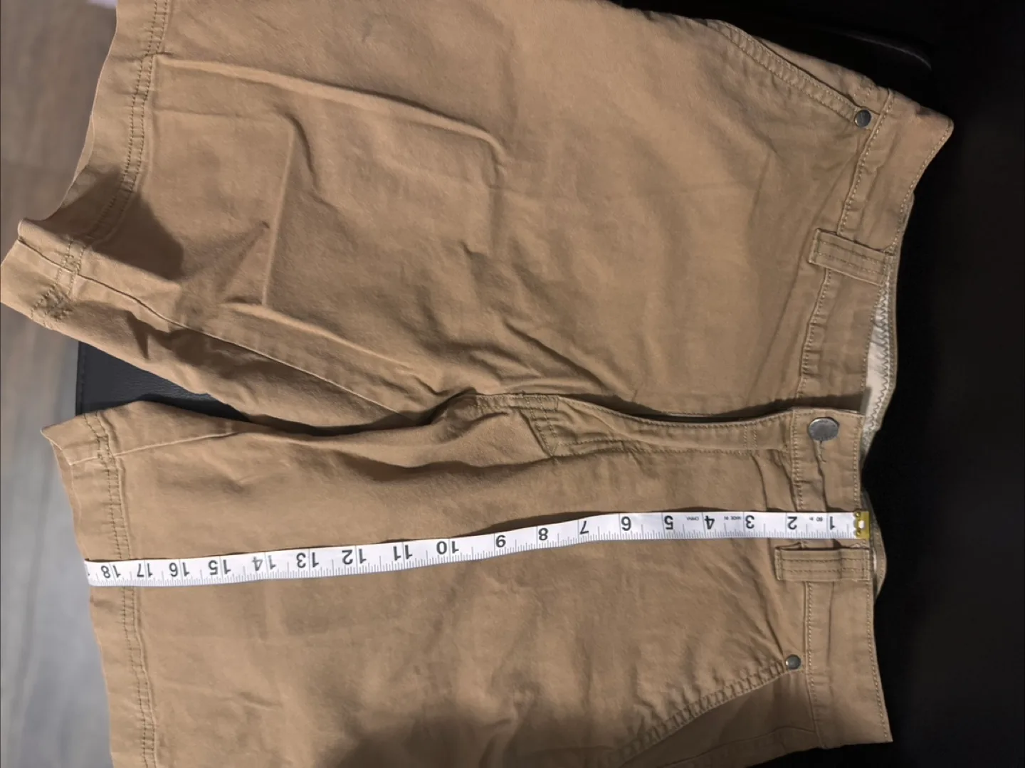 Columbia Sportswear Co. Shorts, Size 30 image indicator(4)