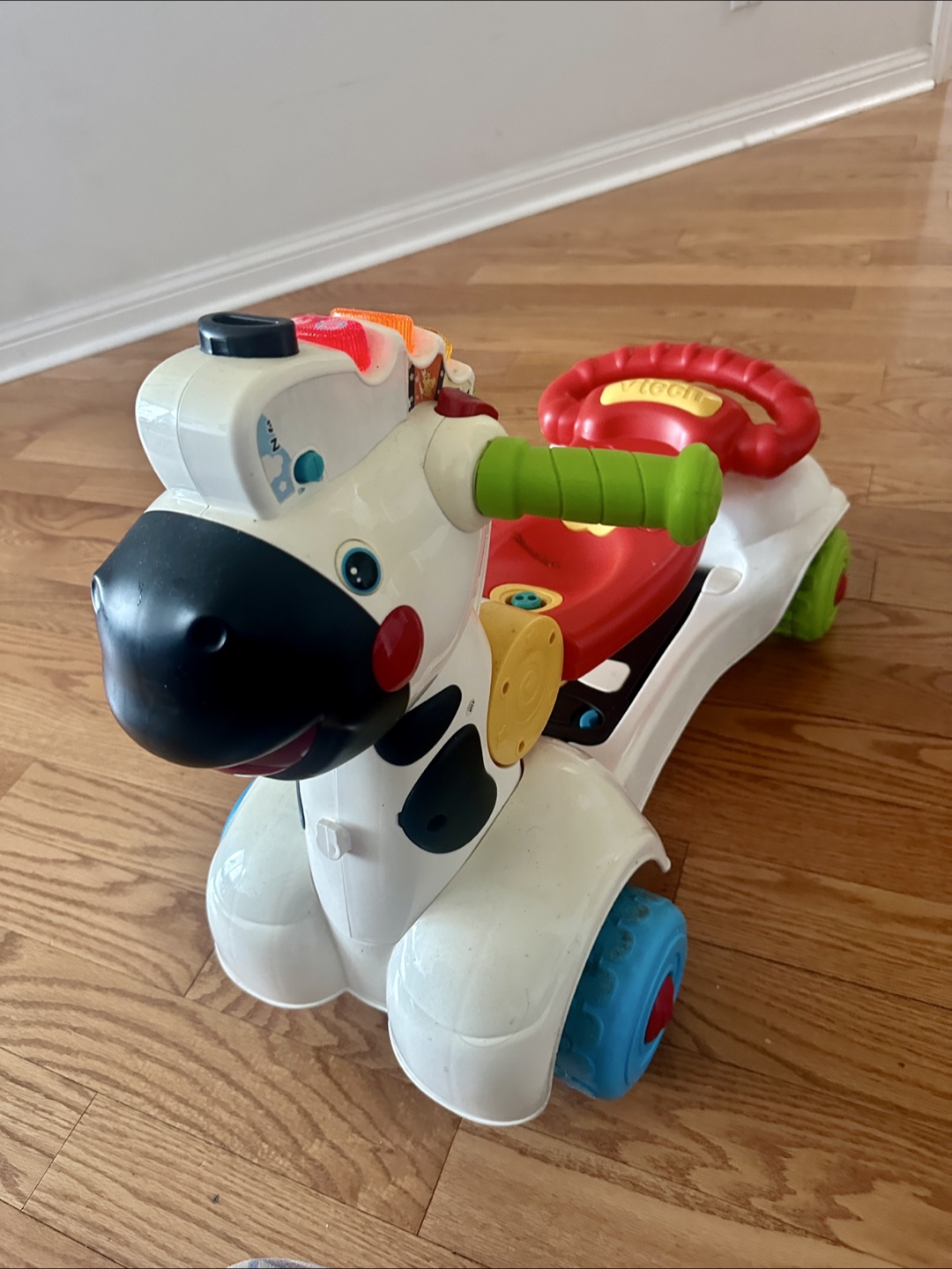 VTech Wiggle & Crawl Ball Ride-On Toy