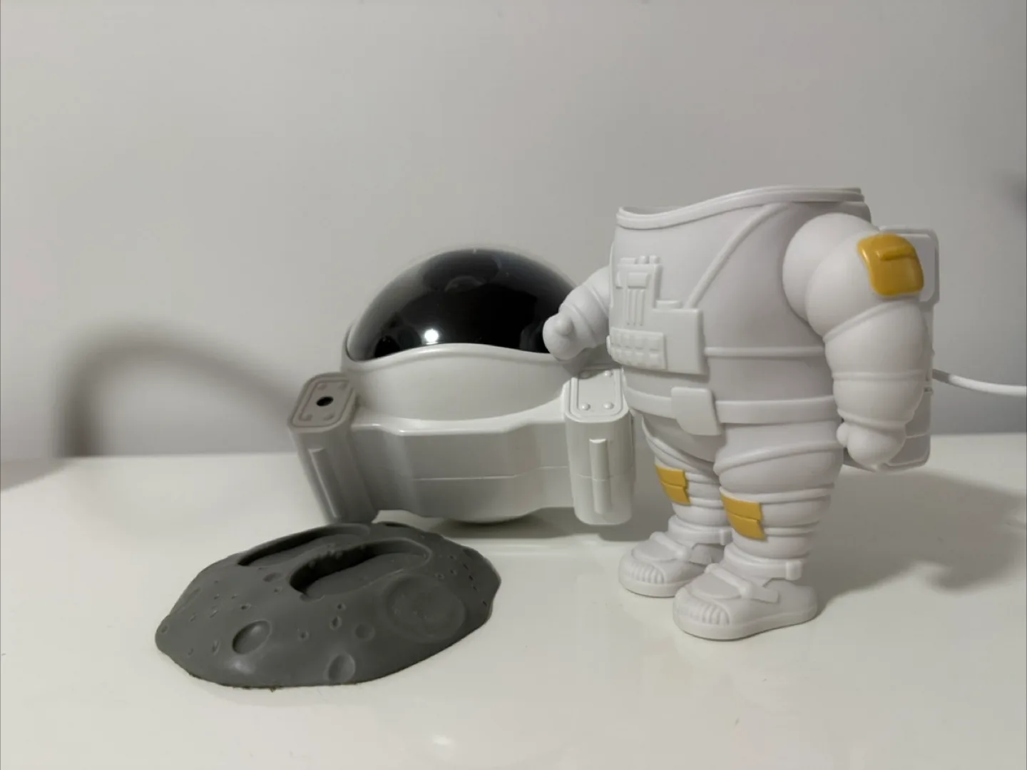 Astronaut Projector Light image indicator(2)