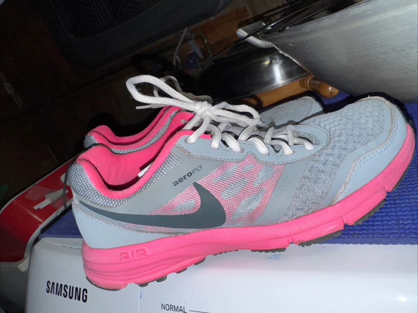Nike AeroPly Running Shoes - Grey & Pink thumbnail