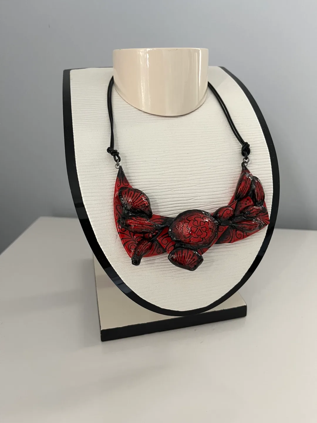 Necklace Display Stand - Jewellery Holder image indicator(4)