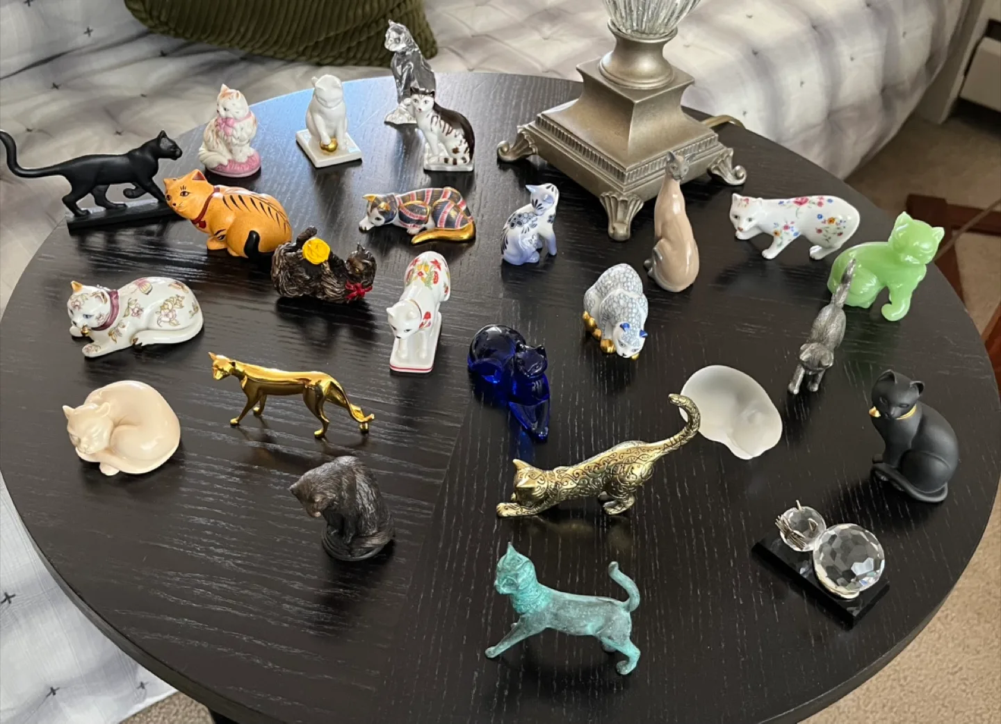 Curio Cabinet Cats Collection Figurines thumbnail