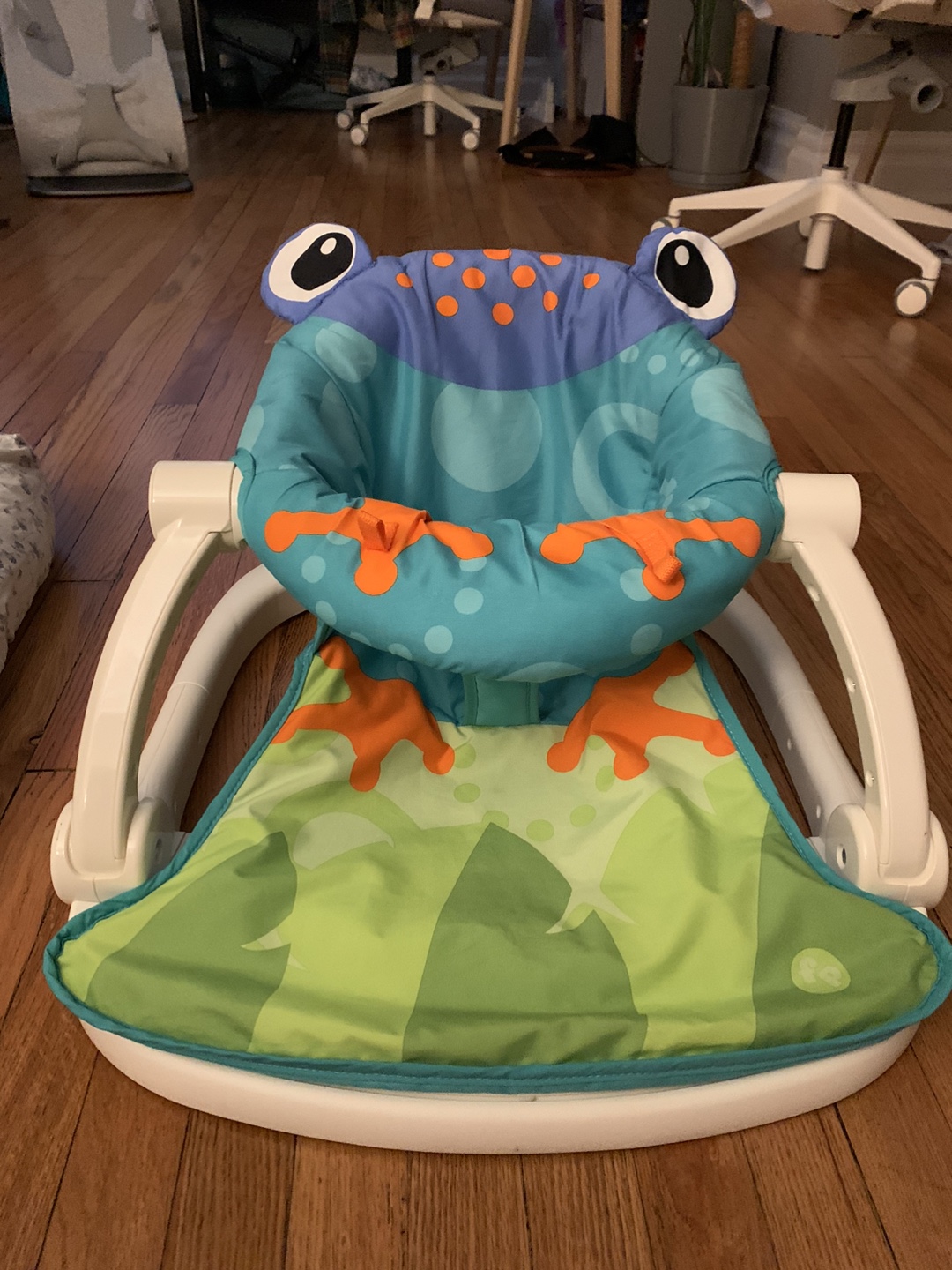 Fisher-Price Frog Sit me up chair - photo 2