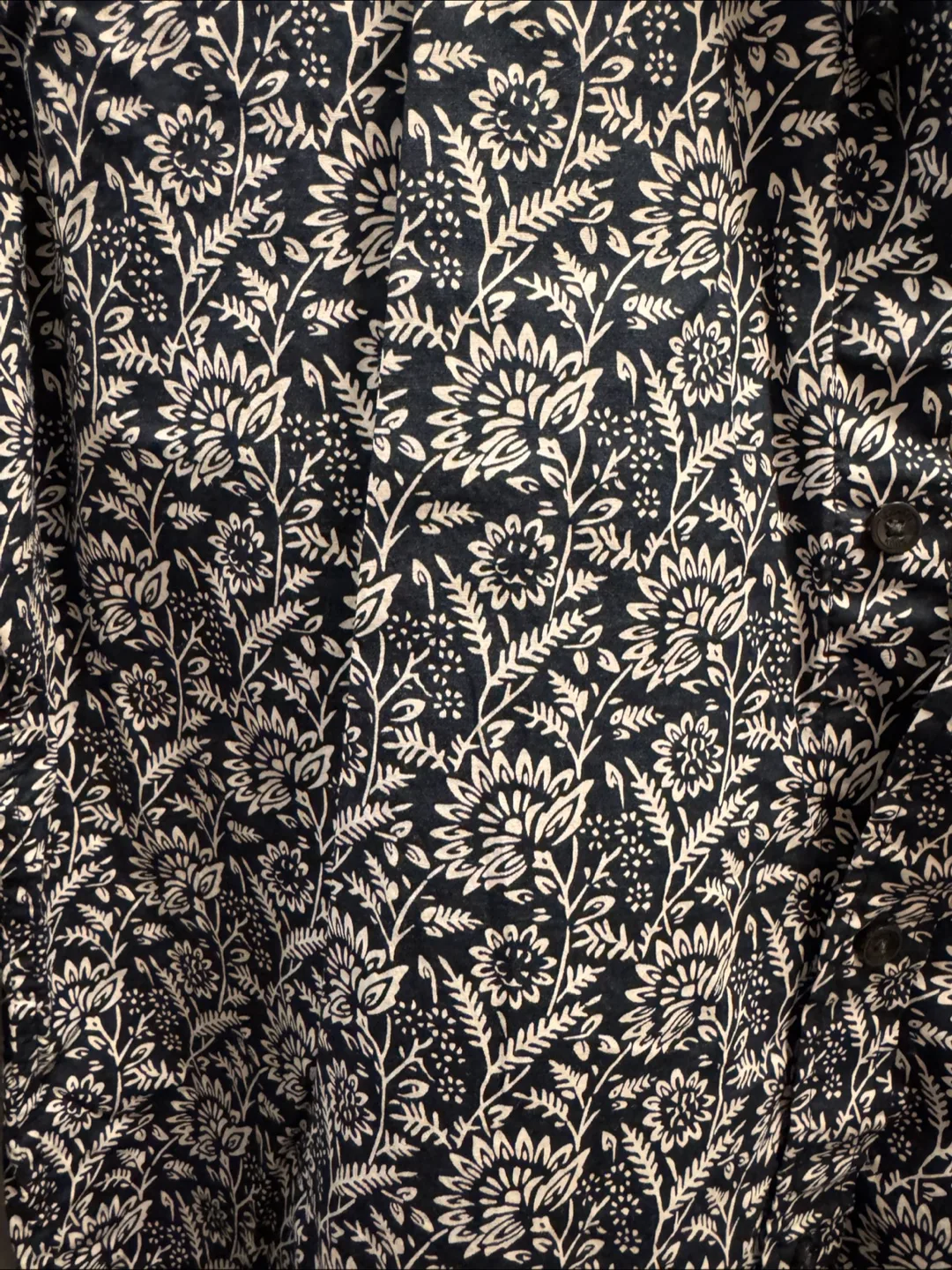 Michael Kors Slim Fit Floral Shirt - Size L image indicator(3)