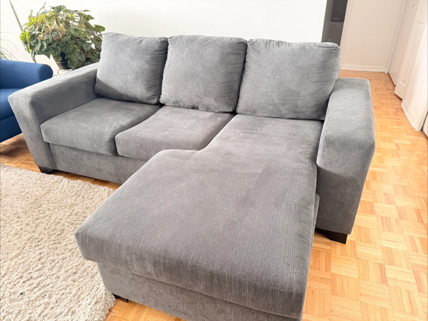 Grey Sectional thumbnail