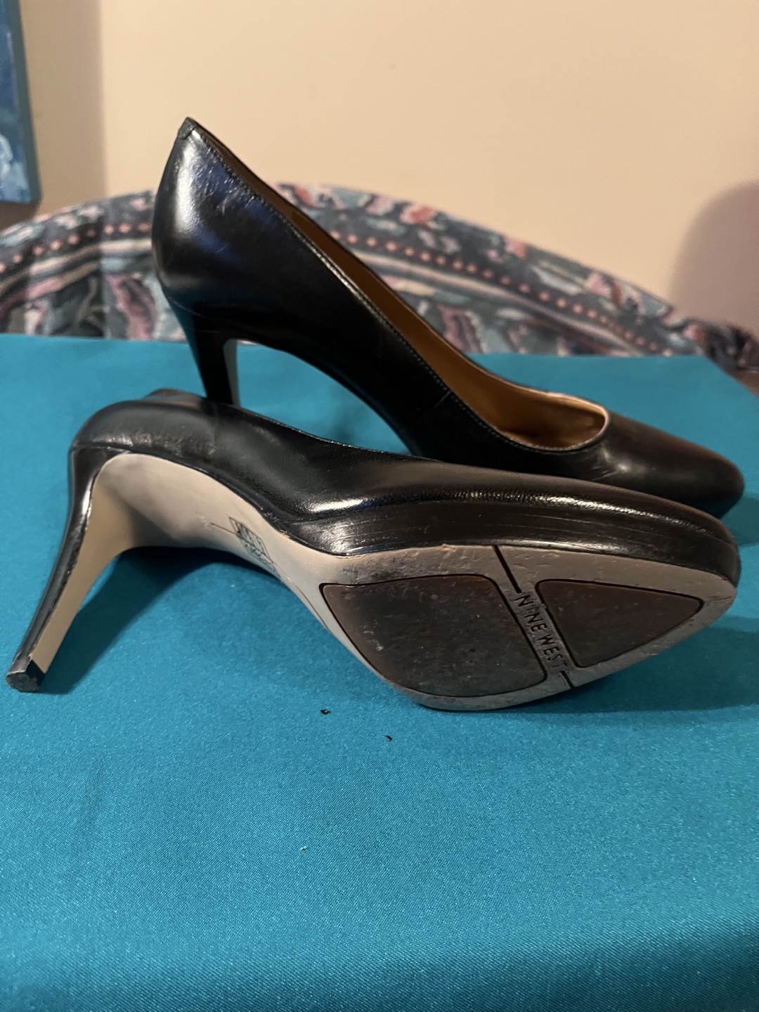 Nine West Black Leather Platform Heels - Size 8.5 M - photo 4