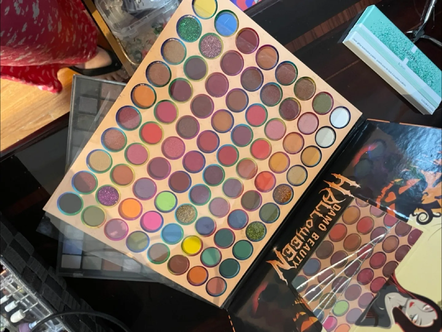 Nancy Ajram Eyeshadow Palette image indicator(5)