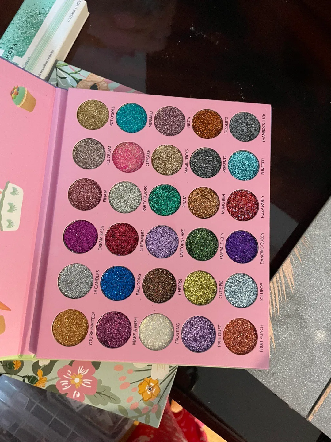 Nancy Ajram Eyeshadow Palette image indicator(7)