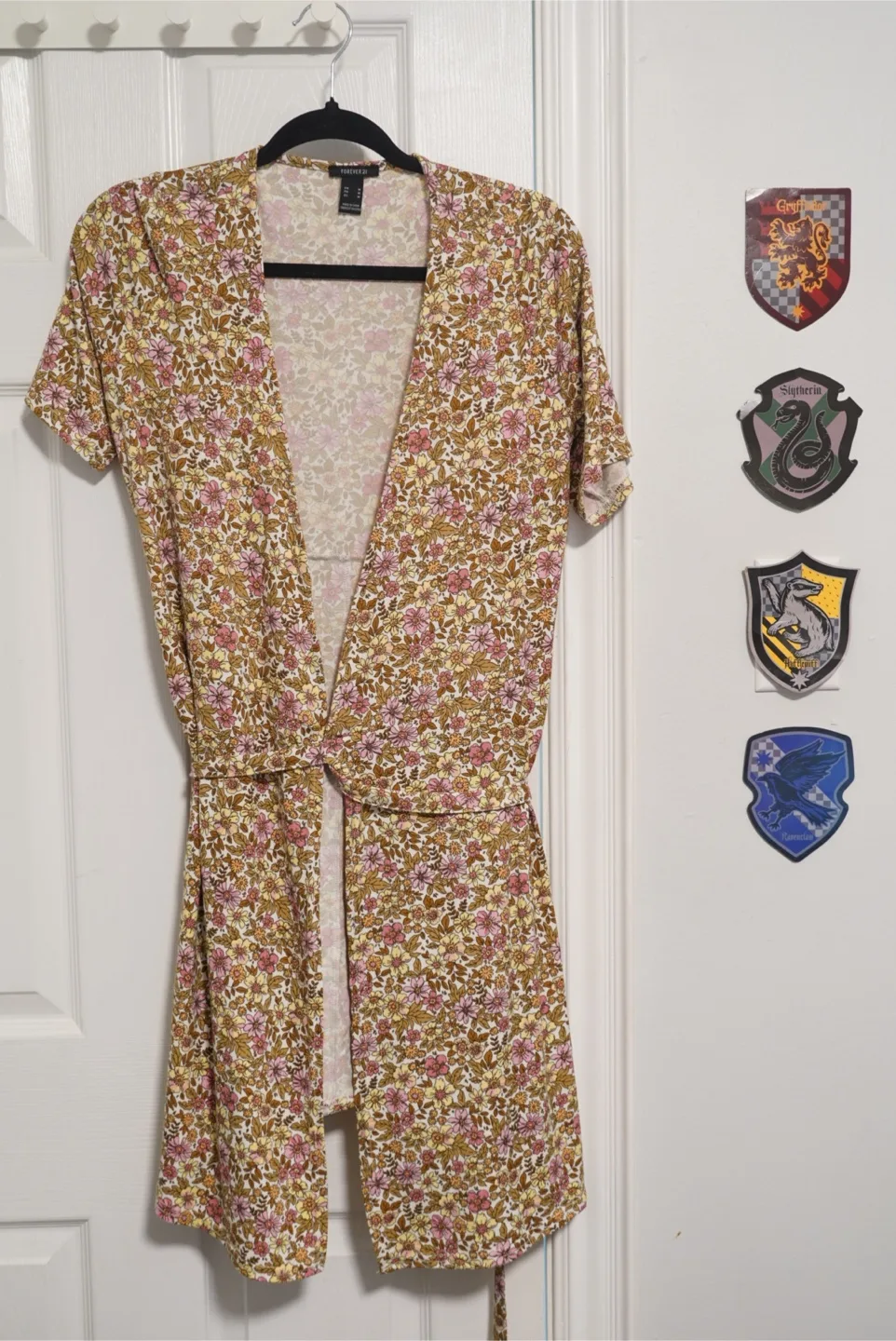 Forever 21 Floral Print Kimono - Size M