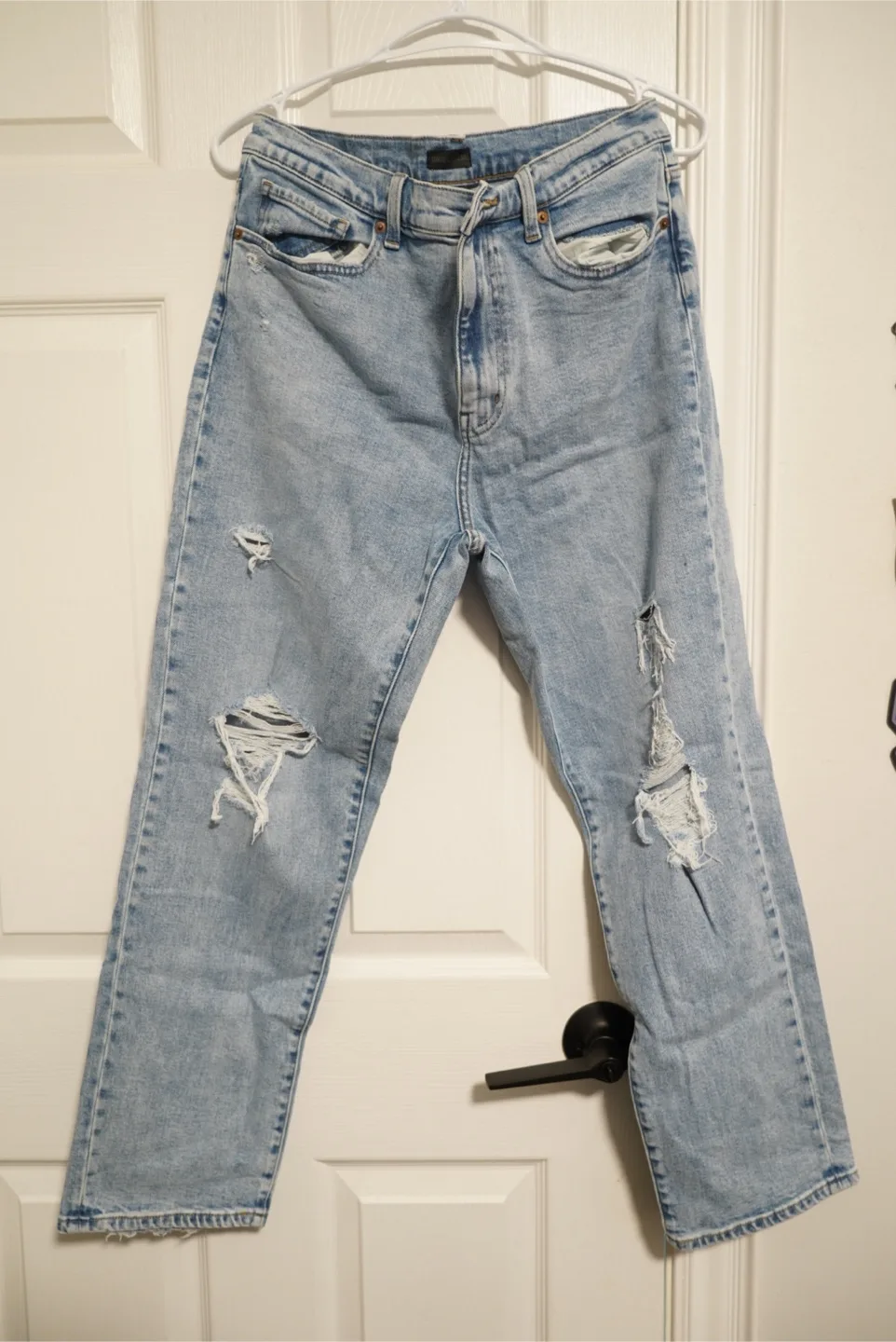 Uniqlo Light Wash Distressed Denim Jeans