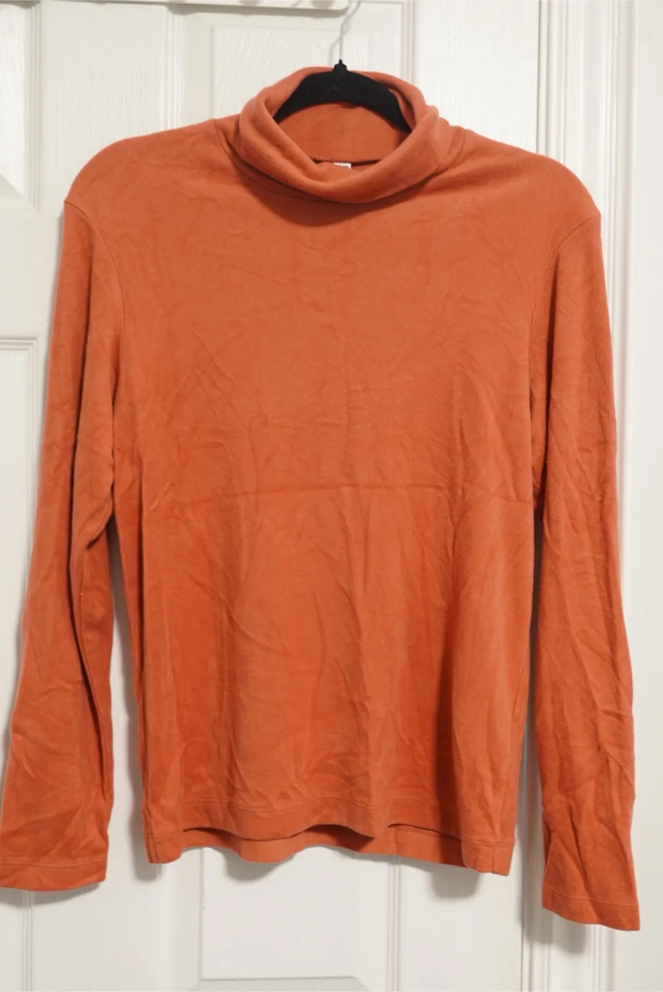 Uniqlo Orange Turtleneck - Size L