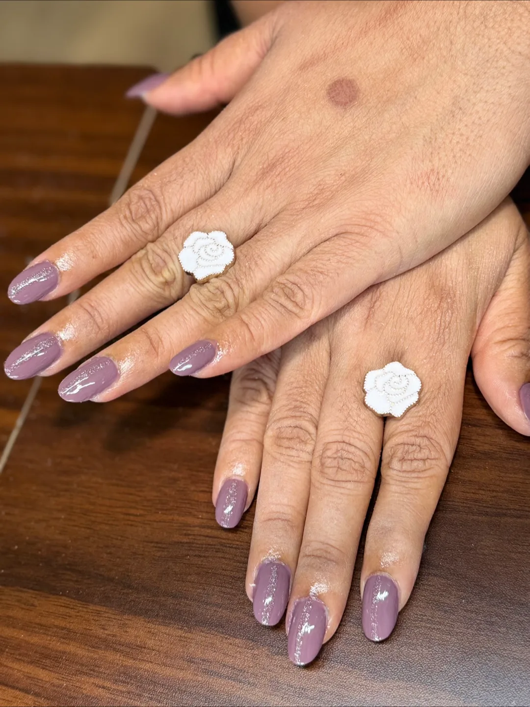 Nails thumbnail