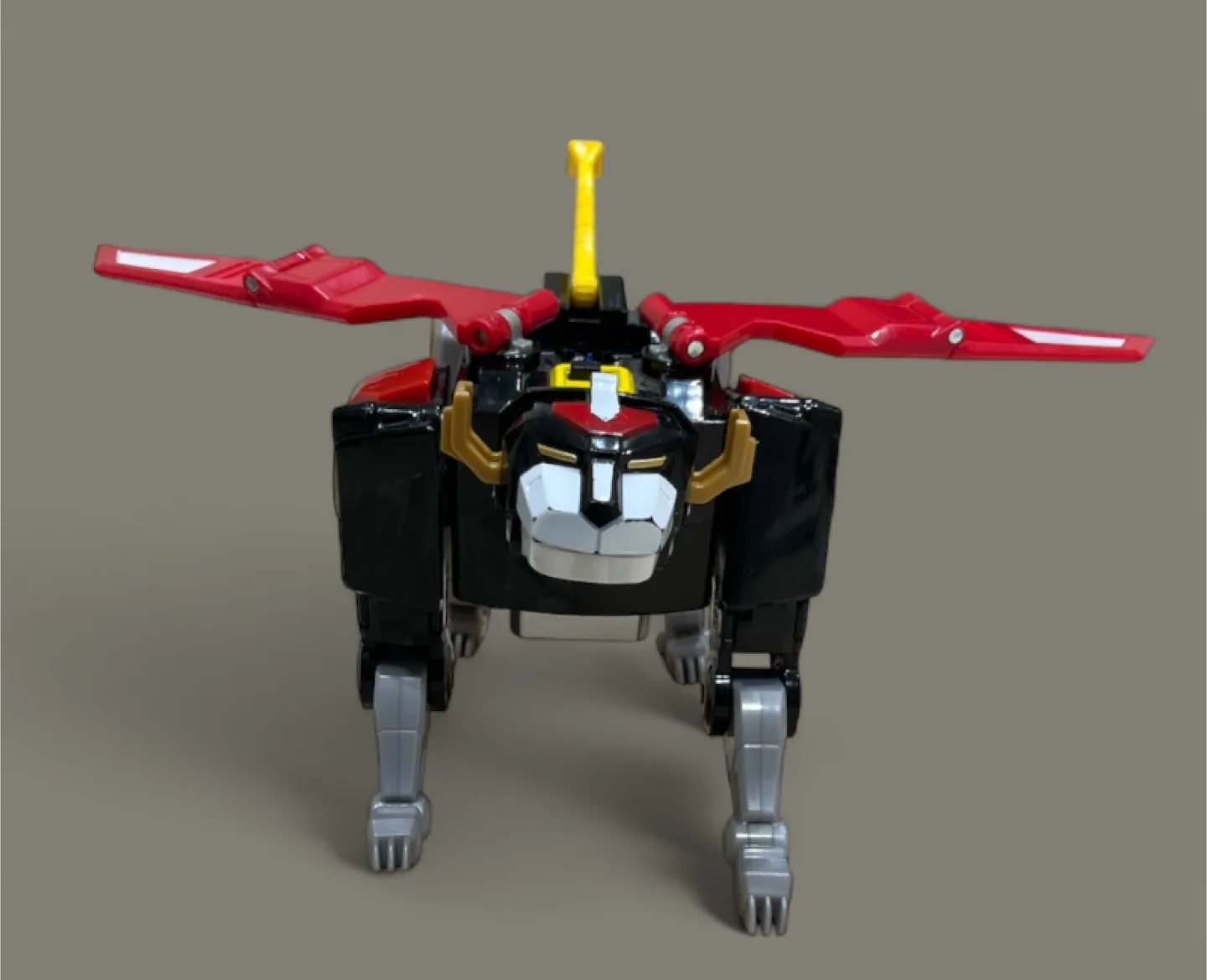 Voltron Black Lion Talking Sounds Toy image indicator(2)