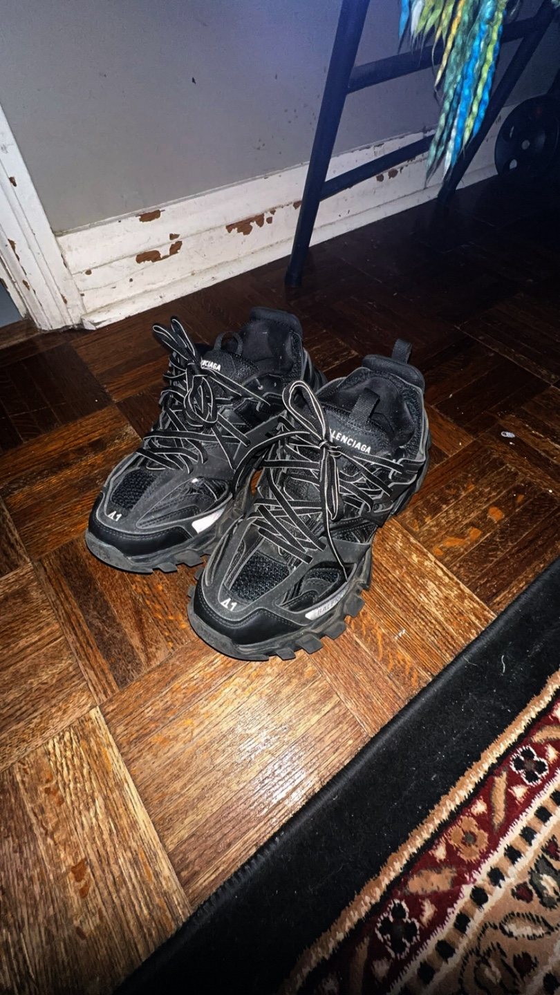Balenciaga Tracks