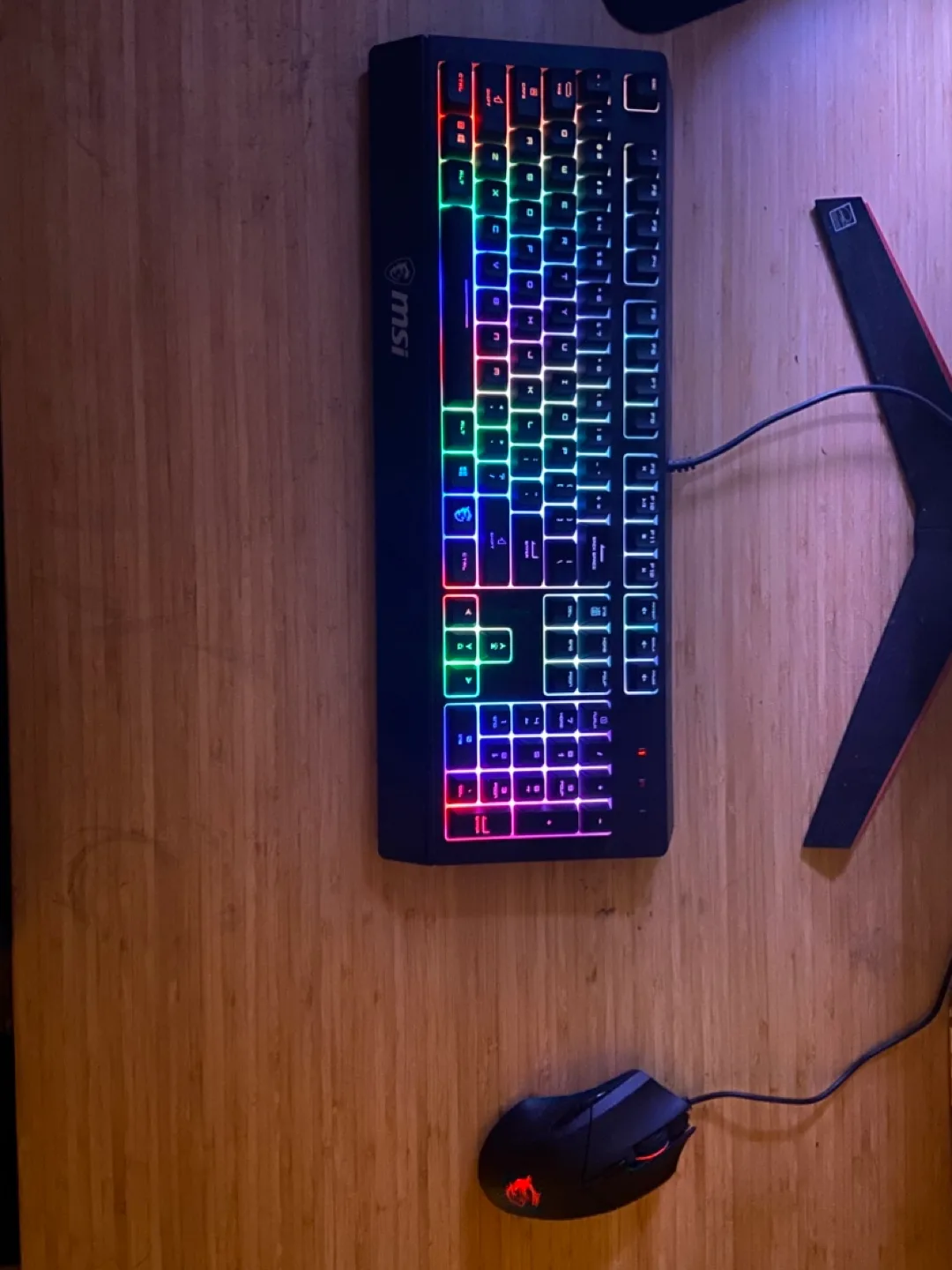 MSI Vigor GK50 Elite Keyboard & Redragon Mouse thumbnail
