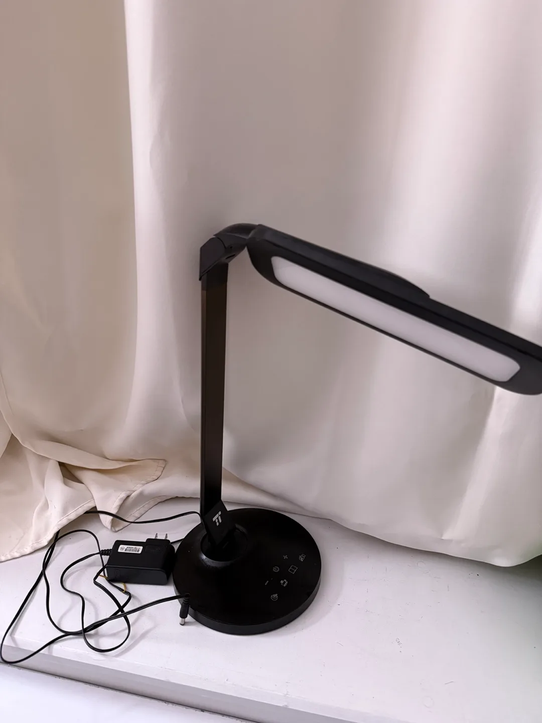 TaoTronics LED Desk Lamp thumbnail