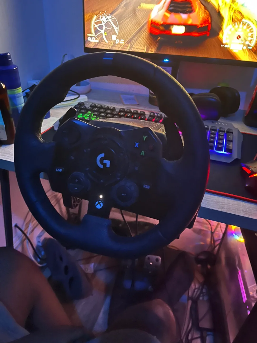 Logitech G920 Racing Wheel for Xbox image indicator(2)