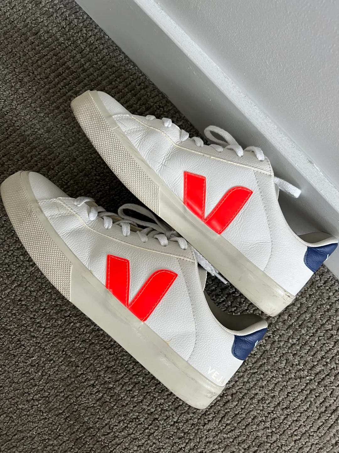 Veja Men’s White & Orange Sneakers size 10