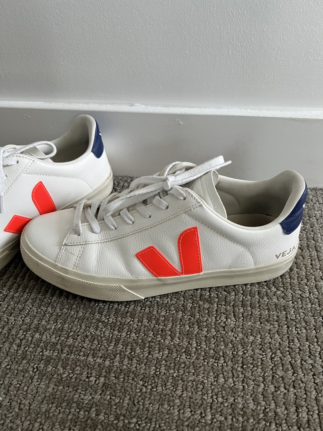 Veja Men’s White & Orange Sneakers size 10 - photo 2