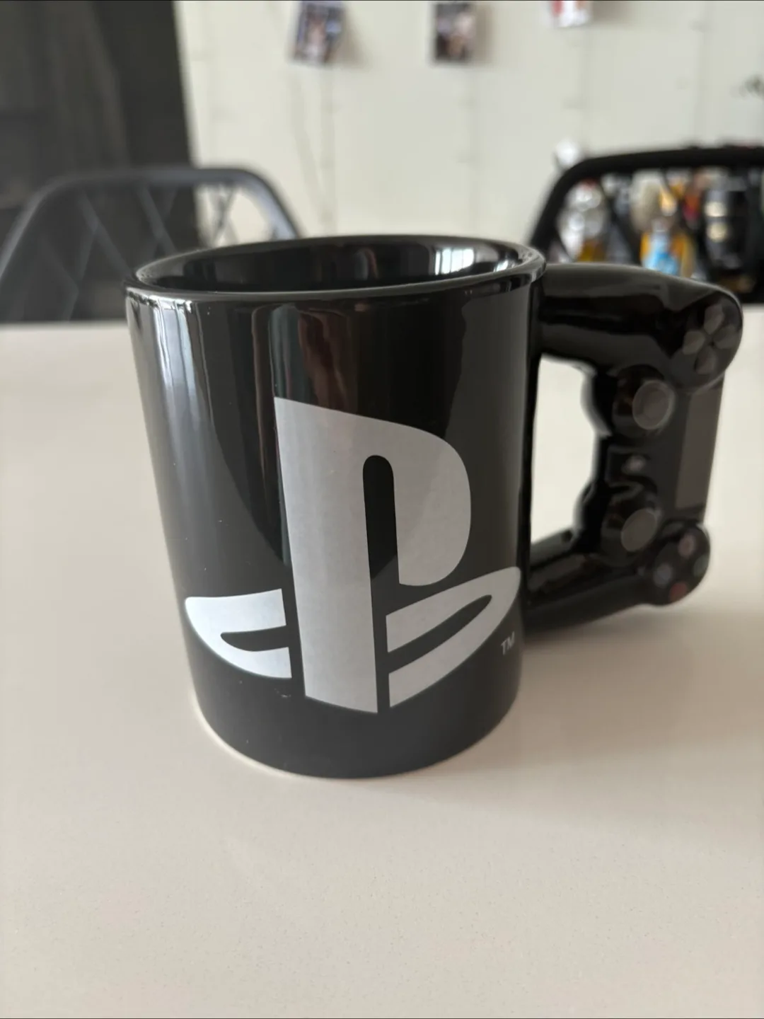 PlayStation Black Mug thumbnail