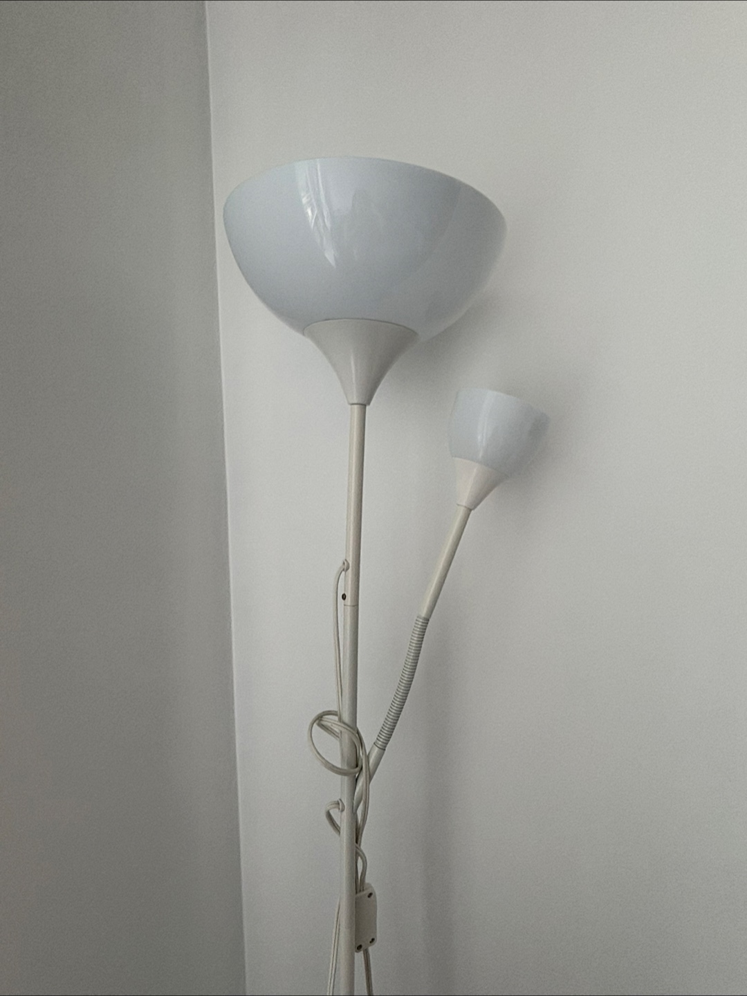 IKEA Floor Uplight/Reading Lamp - White - photo 2