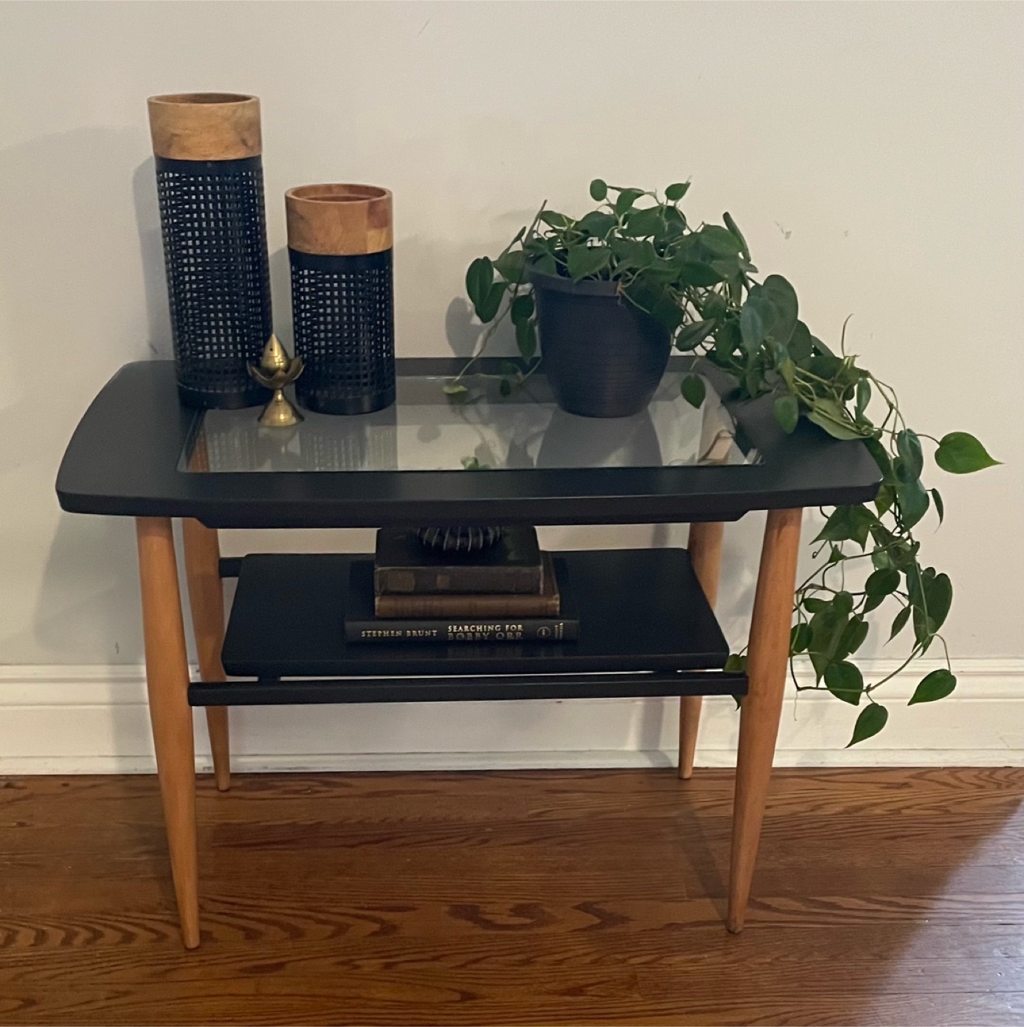 Mid-Century Black Glass Top Side Table - photo 5